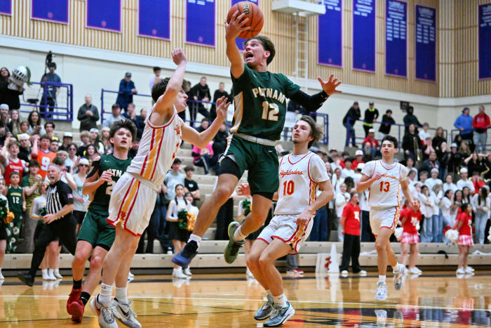 a Putnam North Eugene 5A Oregon boys basketball quarterfinal 2024 Leon Neuschwander 48